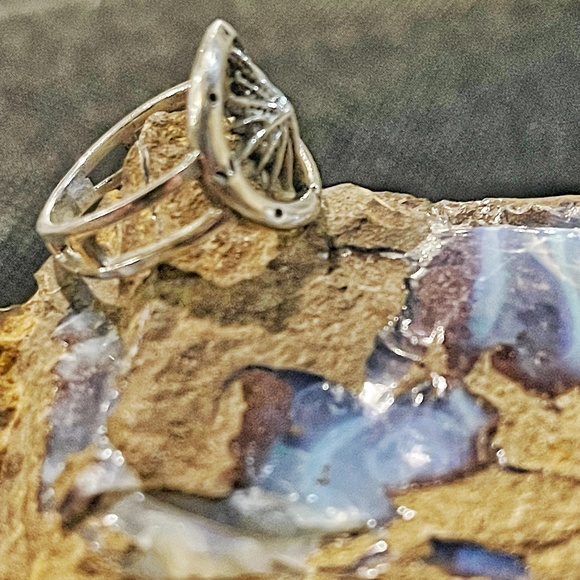 Sterling Silver Compass Rose Ring - Picture 3 of 6